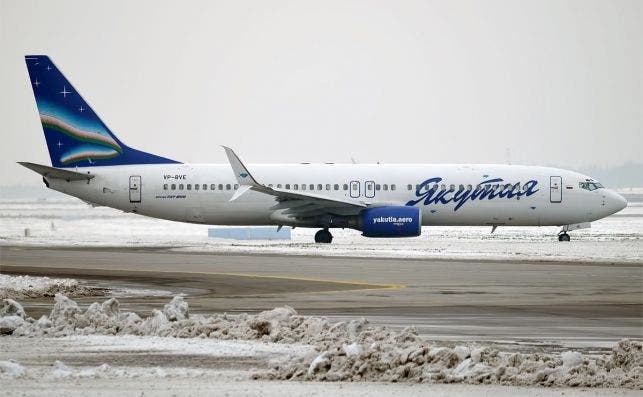 Yakutia Airlines, VP BVE, Boeing 737 86N (31442448245)
