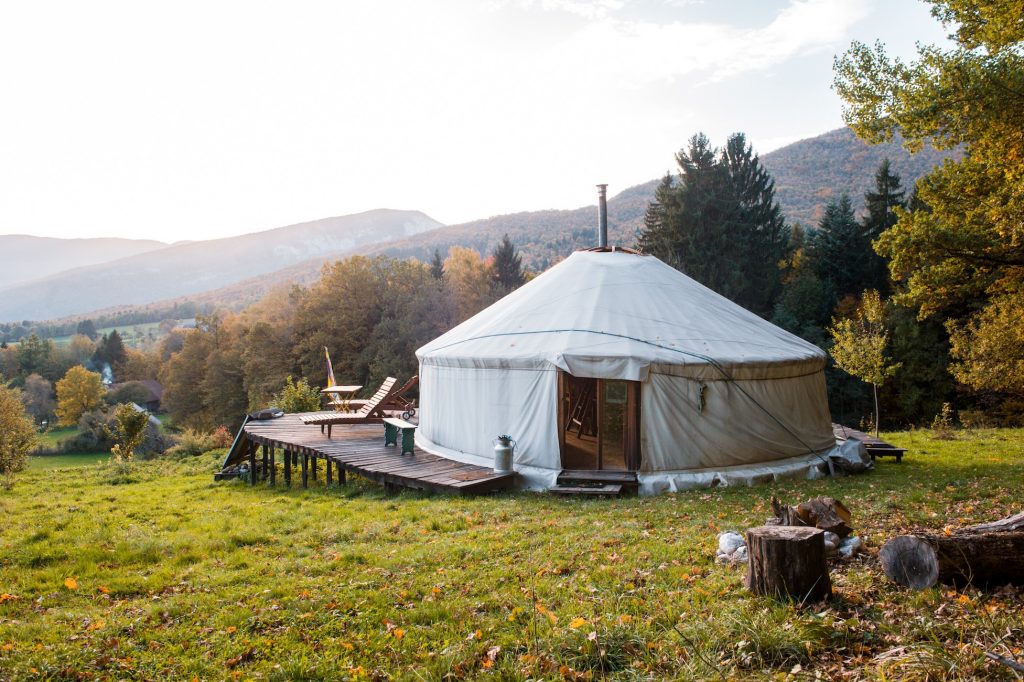 Alojamiento glamping yurta Airbnb