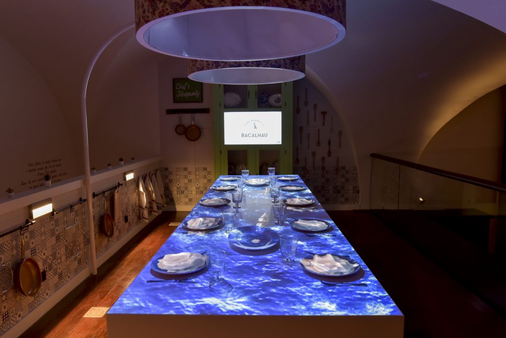 El momento de conocer la historia gastronómica. Foto: Centro de interpretación de la historia del bacalao