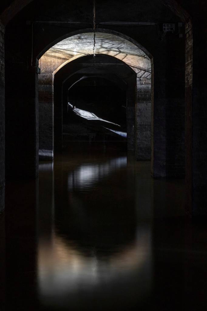 El suelo de esta galería siempre está inundado. Foto: Cisternerne