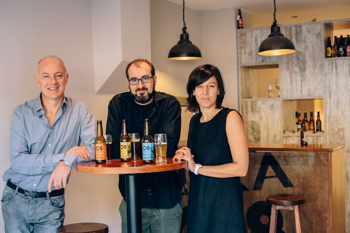 Jaume, Jordi y Eva, productores de Beer 08