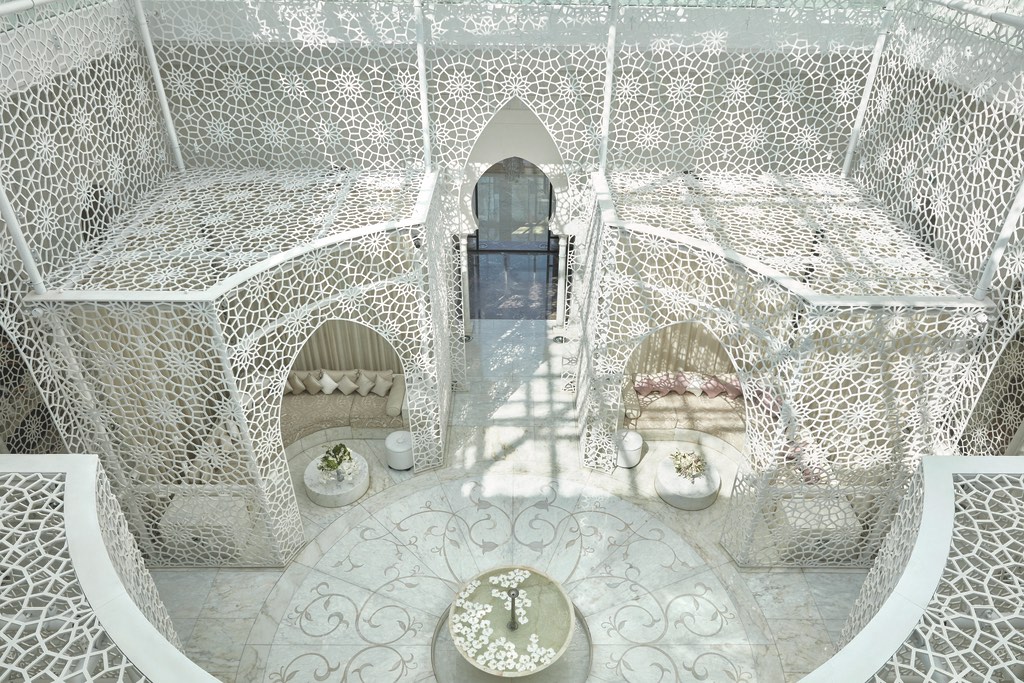 Las celosías del spa que han inspirado Arabesco. Foto Royal Mansour.