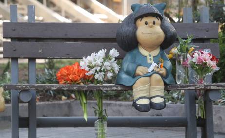 Homenaje a Mafalda, el personaje más famoso de Quino. Foto: Marcelo Ruiz - EFE