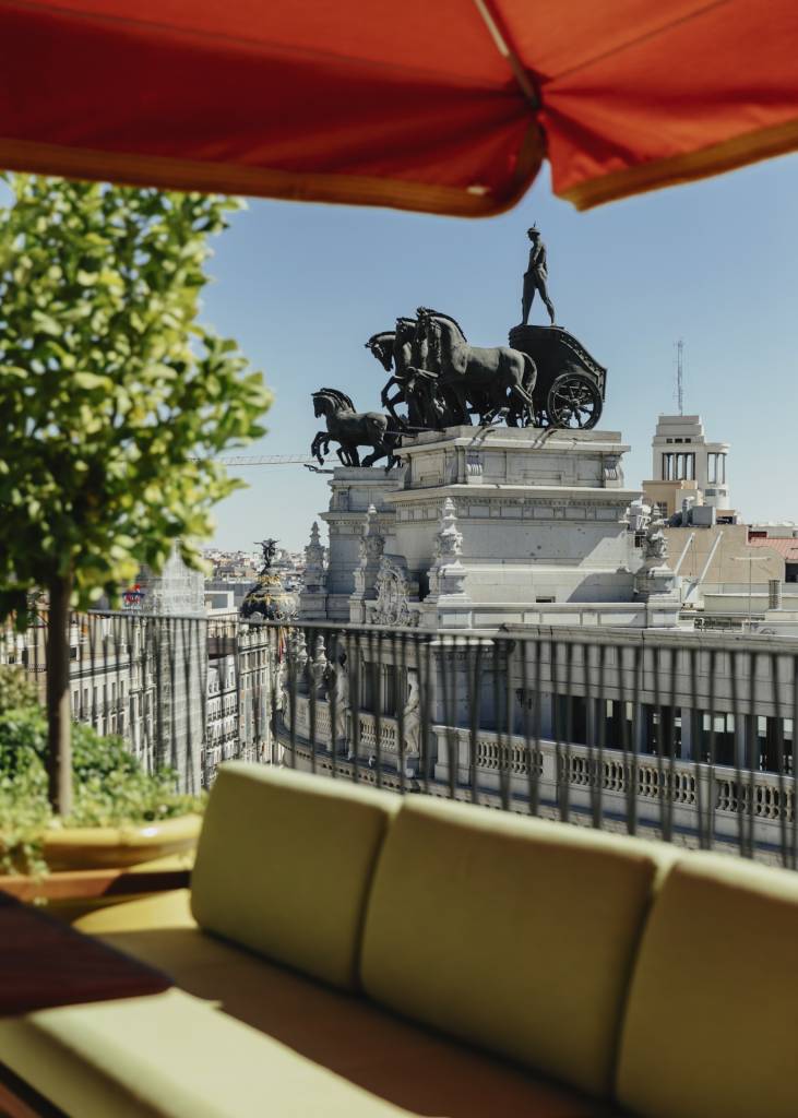El restaurante ocupa uno de los mejores rincones del nuevo Four Seasons de Madrid. Foto © Óscar Romero.