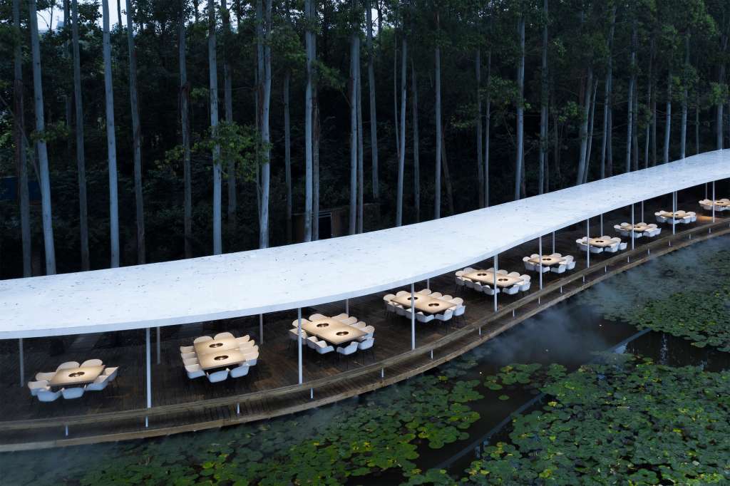 Garden Hotpot (Chengdu, China) MUDA-Architects.