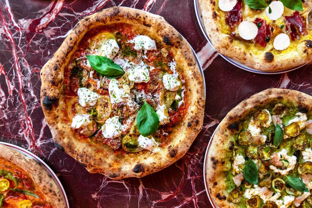 Pizza Napoletana de Bel Mondo. Foto Sophie Chanimbaud
