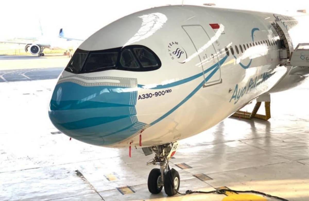 Garuda pintó una mascarilla en uno de sus A330. Foto: Garuda