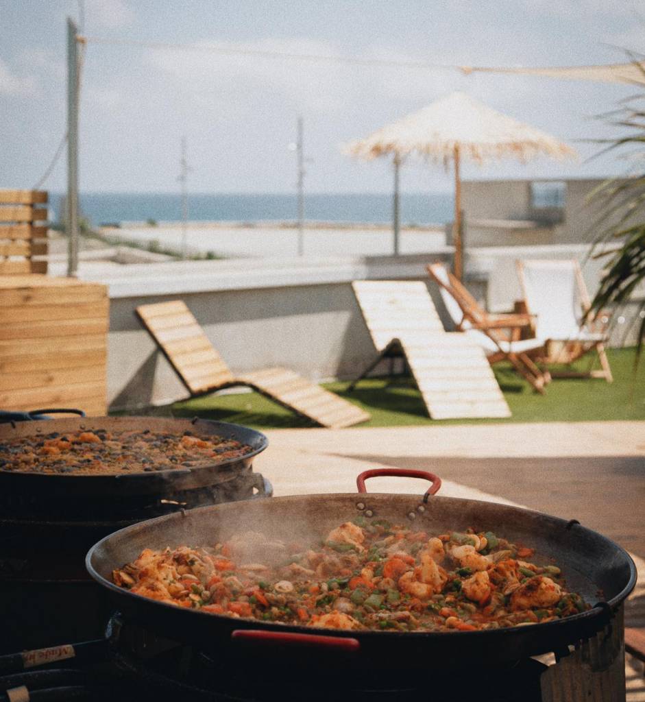 Paellas, una cita gastronómica infaltable. Foto: Bus-Terraza