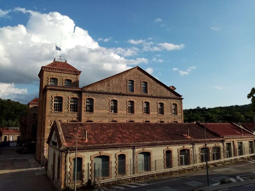 Fábrica de la Colonia de Borgonyà