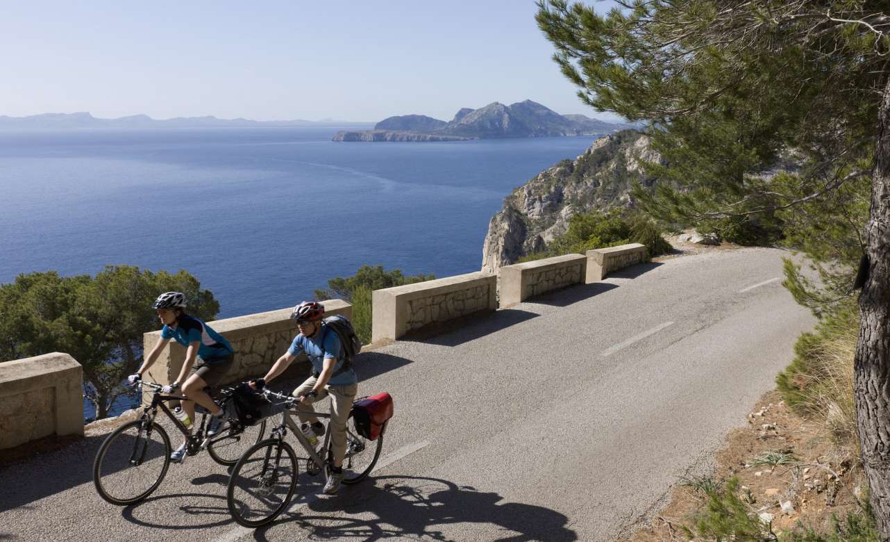 Faro de Formentor en bici. Foto: Getty Images.
