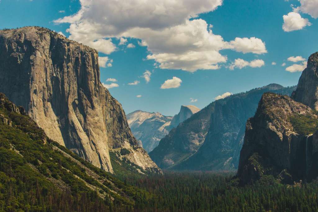 El parque de Yosemite fue elegido como el sitio más relajante. Foto: Sam Forrest-Unsplash
