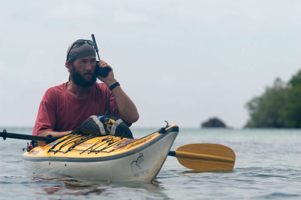 Jason Lewis, en su kayak en su vuelta al mundo. Foto Expedition 360