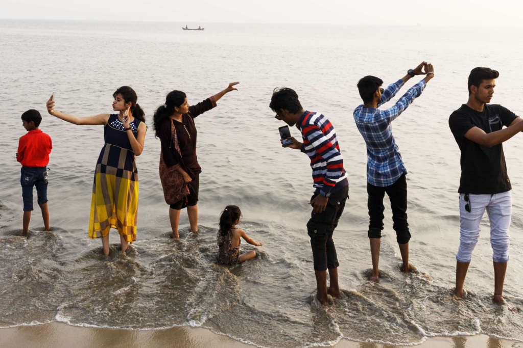 Chowpatty Beach, Mumbai, India, 2018 ©Martin Parr Magnum Photos