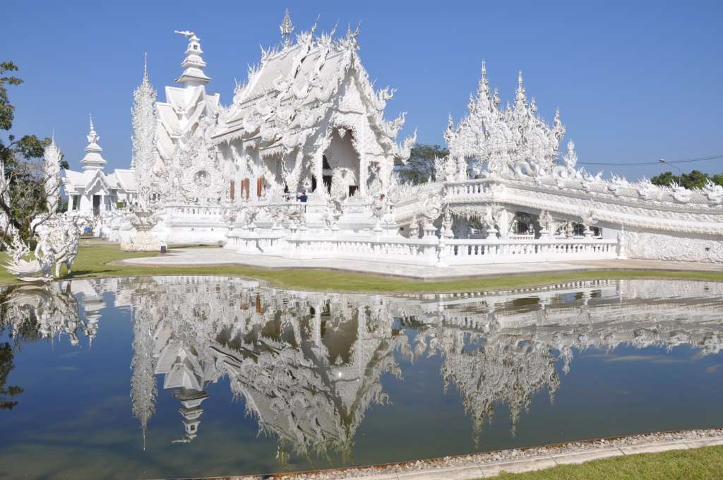 Templo de Wat Rong Khun. Foto Manus Chairojsumphun - Pixabay