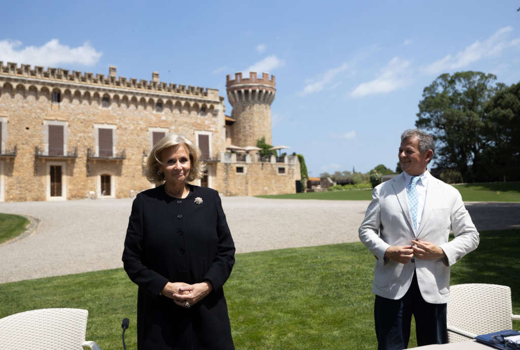 Isabel Suqué y Oriol Aguilà en la presentación.