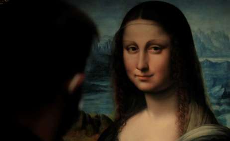 Leonardo y la copia de la Mona Lisa. Foto: Fernando Alvarado | EFE.