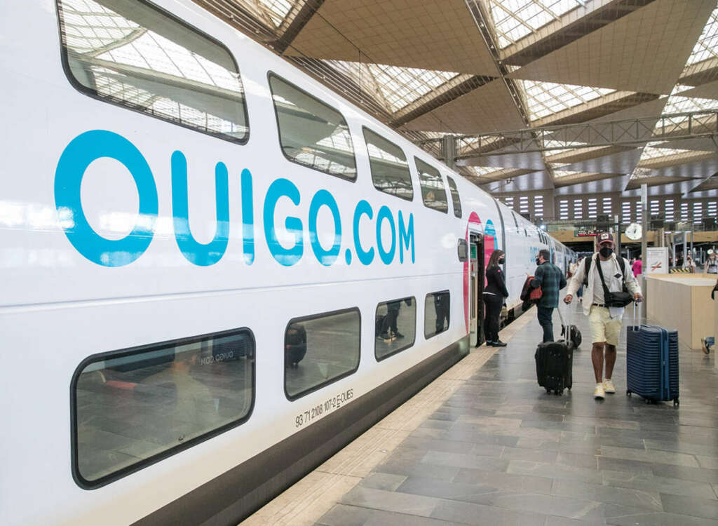 Ouigo expandirá sus servicios a Valencia y Alicante. Foto Javier Cebollada | EFE