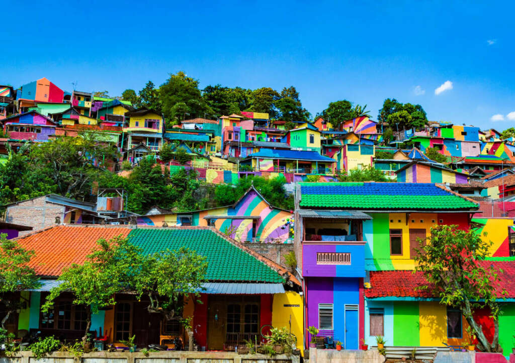 Kampung Pelangi, conocida como la ciudad del arcoíris