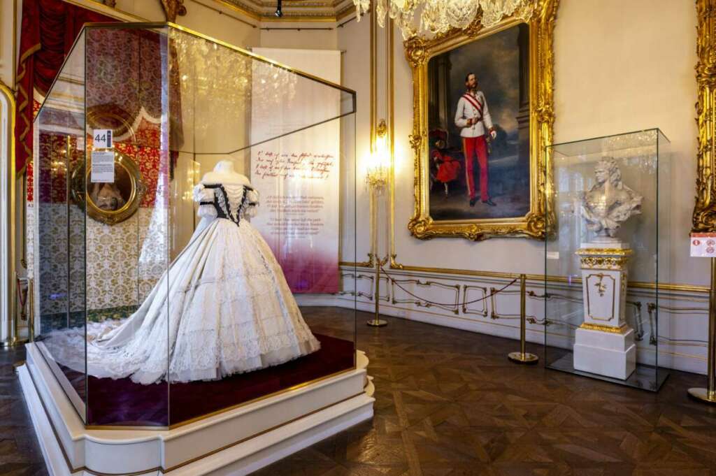 Vestido de Sissi en el museo de Viena. Foto Cross Media Redaktion - Turismo de Austria