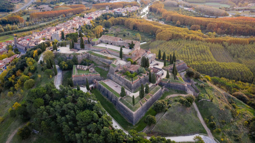 Castillo fortaleza de Hostalric. Foto Turismo Montseny
