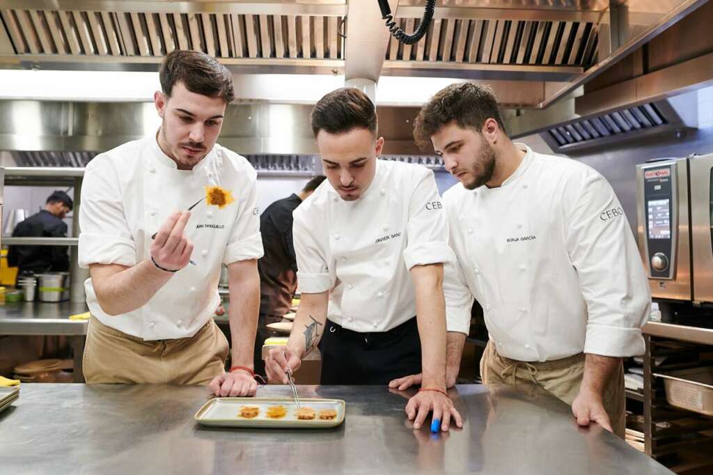 Los chefs de Cañitas Maite