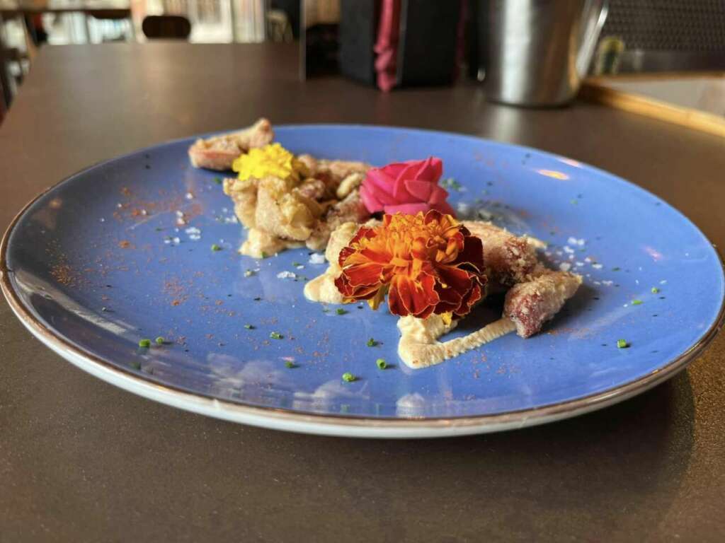 Plato en Taberna Nuestra Tierra (Almería)