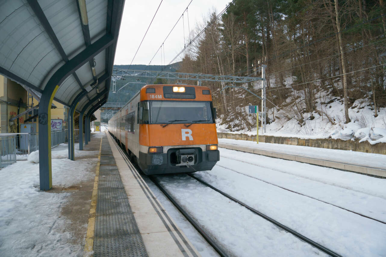 Olvídate del coche: las mejores estaciones de esquí para llegar en tren