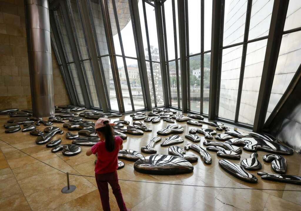 Una obra de Yayoi Kusama en el Guggenheim.