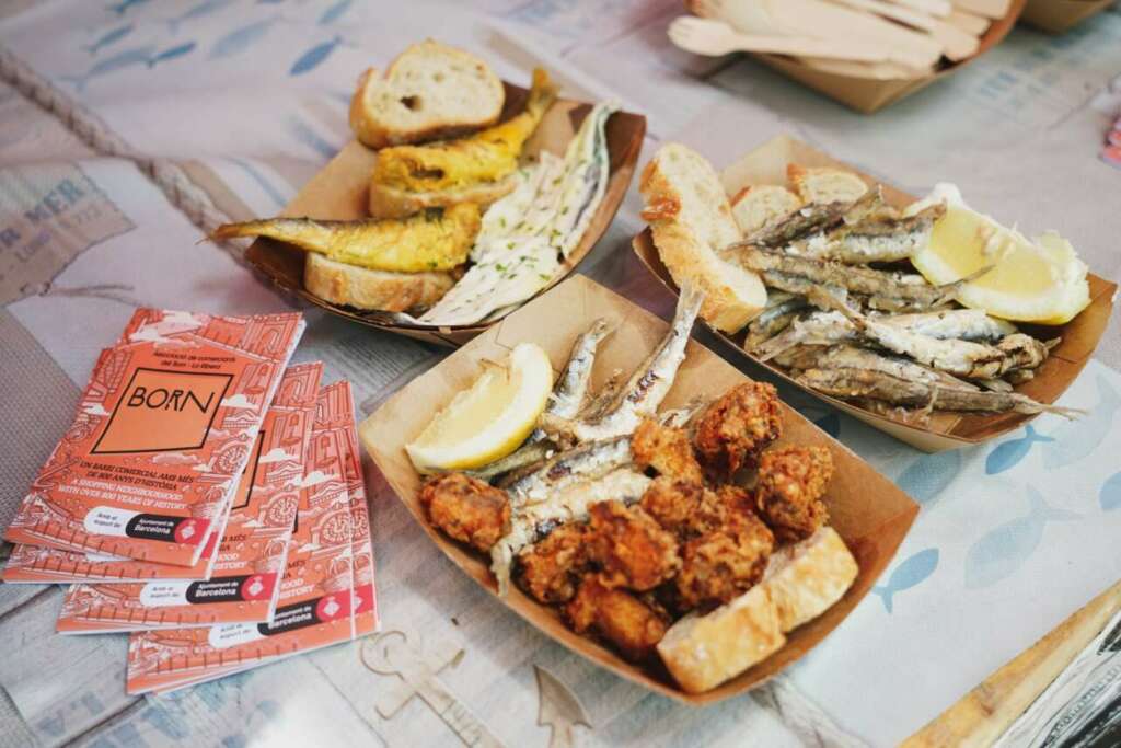 Plato de pescado en Born Street Food