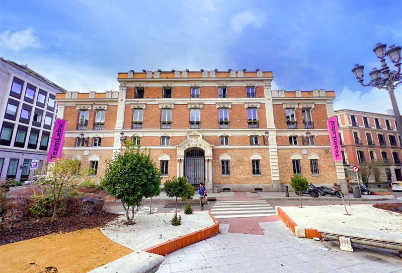 Casa de las Alhajas, Madrid.