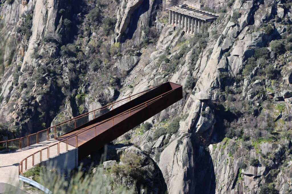 Mirador del Fraile, acero corten