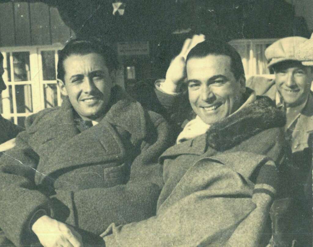Cristóbal Balenciaga junto a su socio Wladzio d'Attainville. 