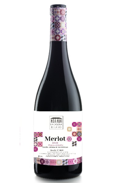 Botella de vino tinto La Casona de la Vid Merlot 2020 