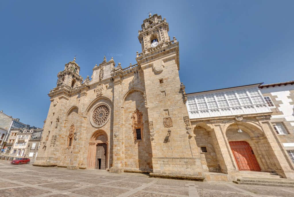 La catedral de Mondoñedo en Lugo, Galicia