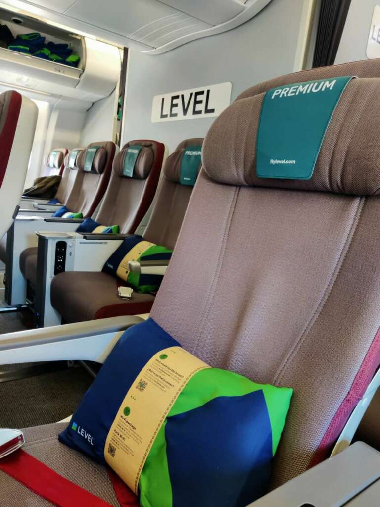 Asientos en la clase premium economy de Level