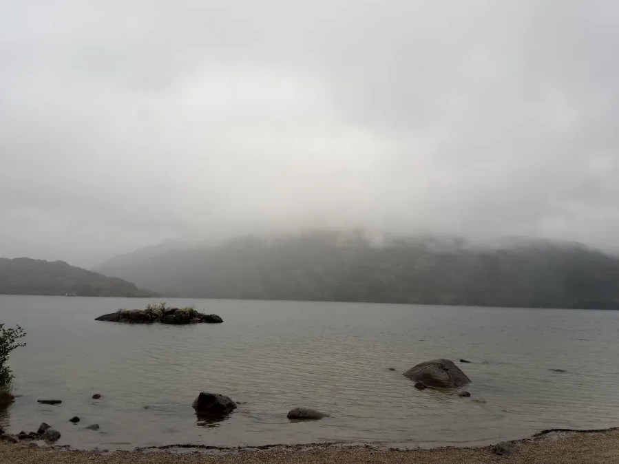 Un día de niebla en el Lago de Sanabria