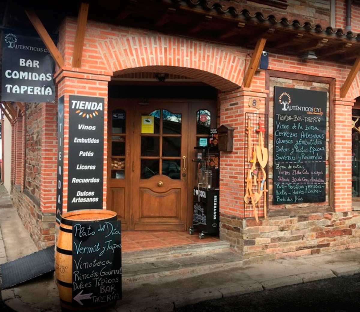 El bar-tapería-tienda Auténticos CYL