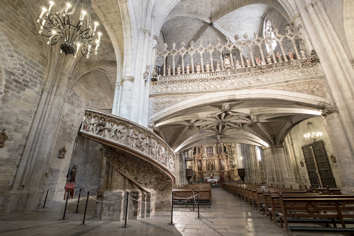 Interior de la Basílica Arciprestal de Santa María la Mayor