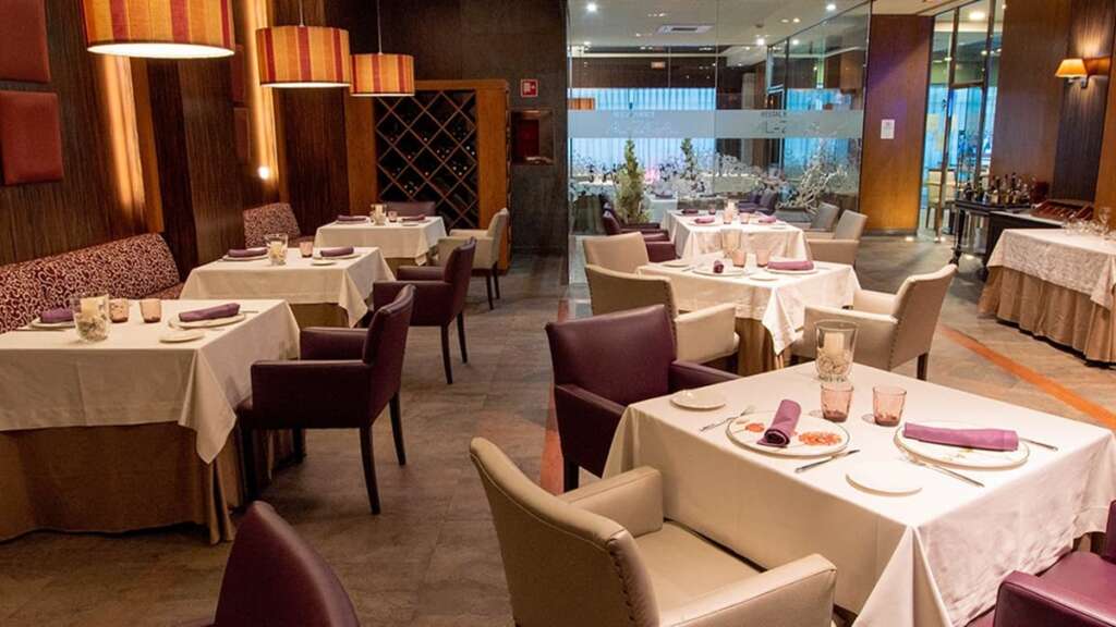 El restaurante Al Zagal en el Hotel Córdoba Center, uno de los mejores restaurantes donde comer en Córdoba