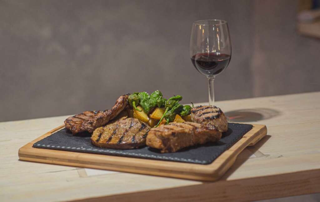 Uno de los platos del restaurante Abrasador, uno de los mejores donde comer en Toledo