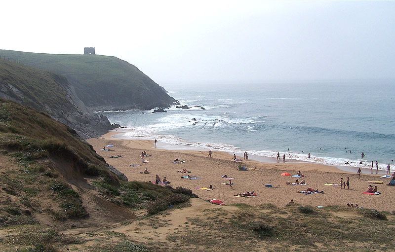 La playa de Tagle en Suances