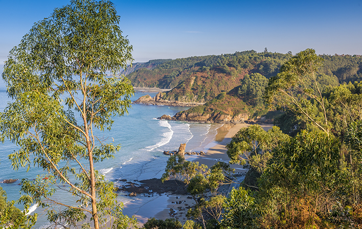 La playa de Aguilar, una de las mejores playas de Cudillero