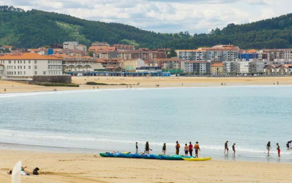 La playa de Plentzia en Bizkaia