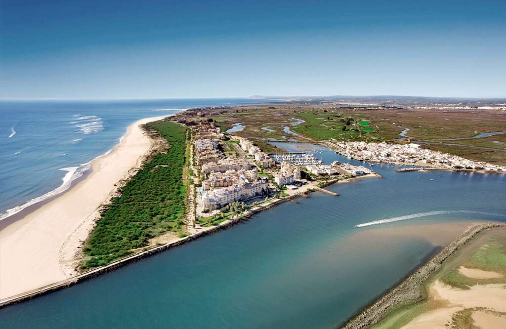 La playa de Isla Canela, una de las mejores playas de Ayamonte