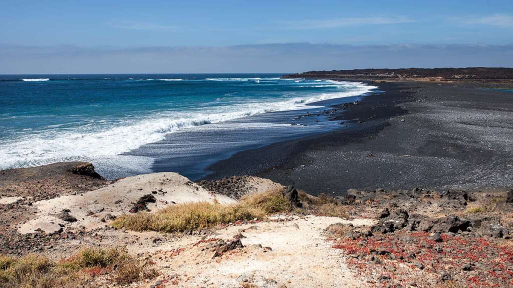 La playa de Janubio, una de las mejores playas de Lanzarote