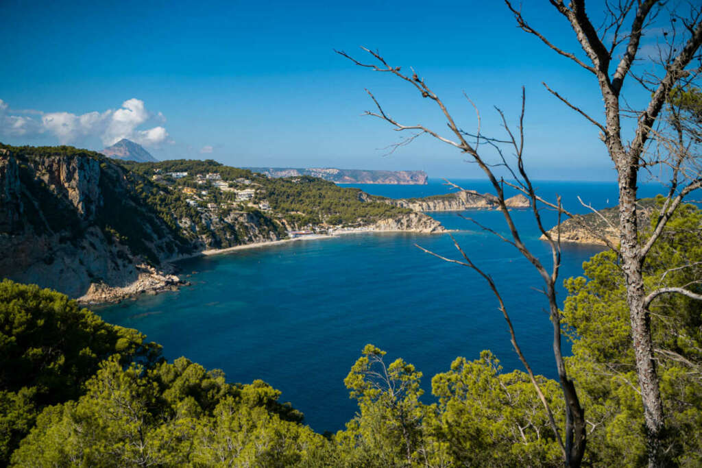 La cala Portitxol en el pueblo alicantino de Jávea