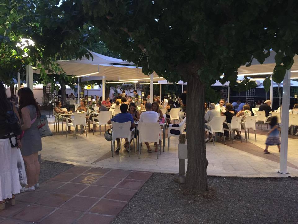 La terraza de la Cañateca en Sitges