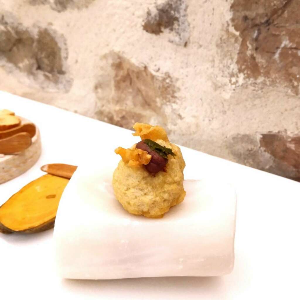 El buñuelo de cocido montañés de La Cartería