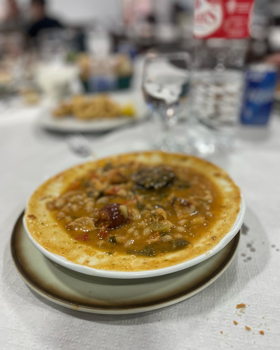 Un cocido en el restaurante El Figón en Santander