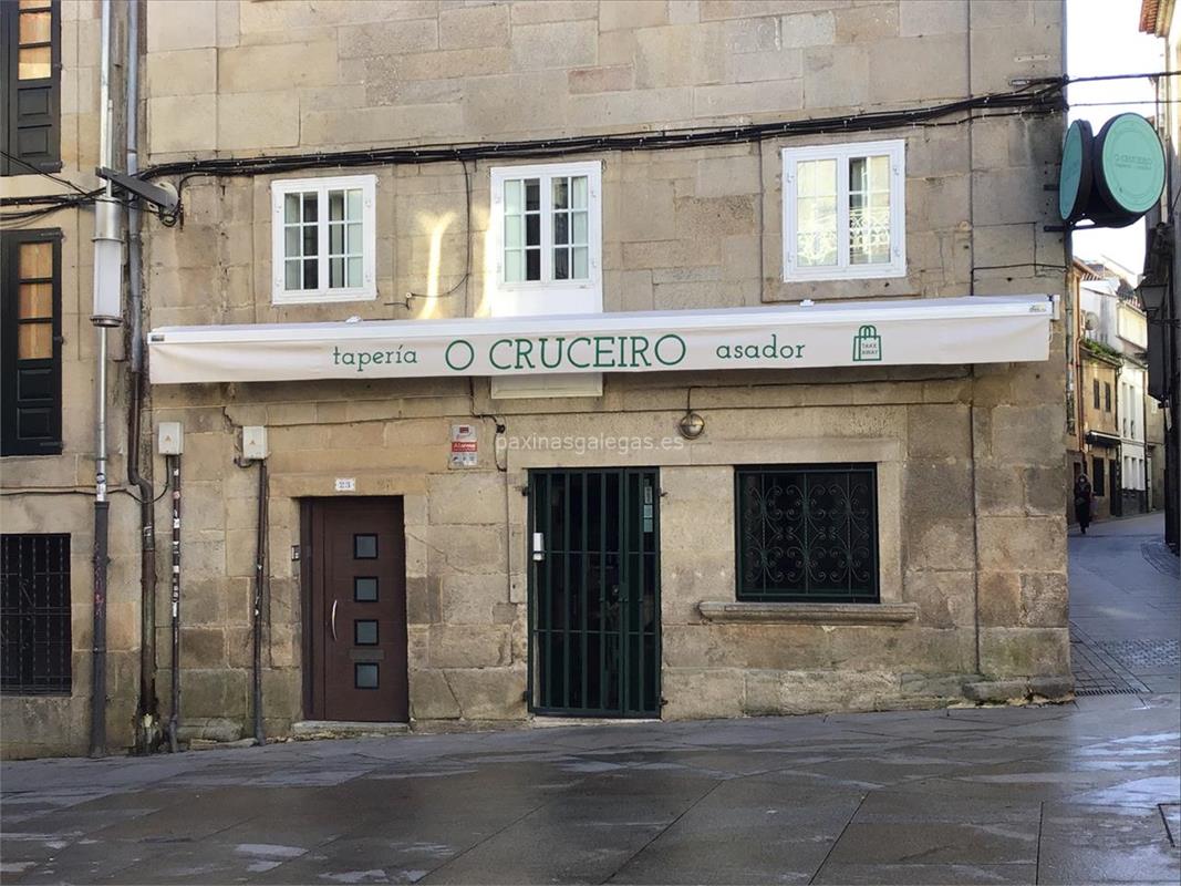 La fachada del restaurante O Cruceiro, en las Rías Baixas